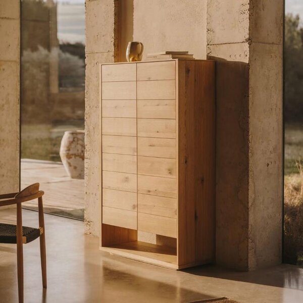 Dubová komoda Kave Home Alguema 100 x 40 cm