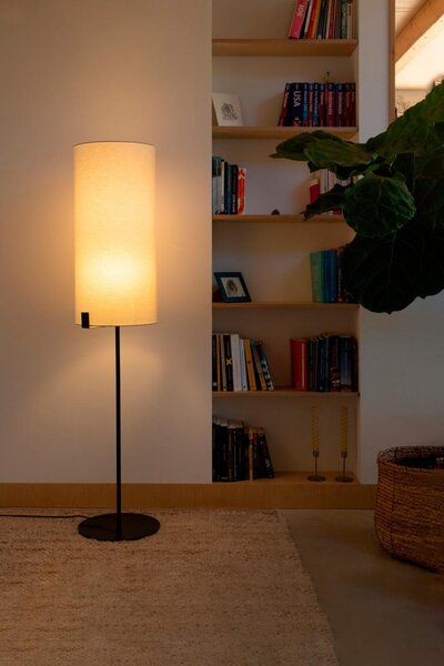 NILA stojací lampa, černá a bílá - FARO