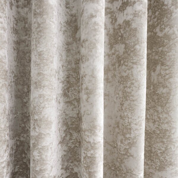Béžové závěsy v sadě 2 ks 168x137 cm Crushed Velvet – Catherine Lansfield