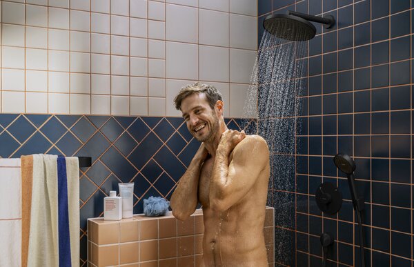 Hansgrohe Activera Select S sprchová sada na stěnu černá 28052670