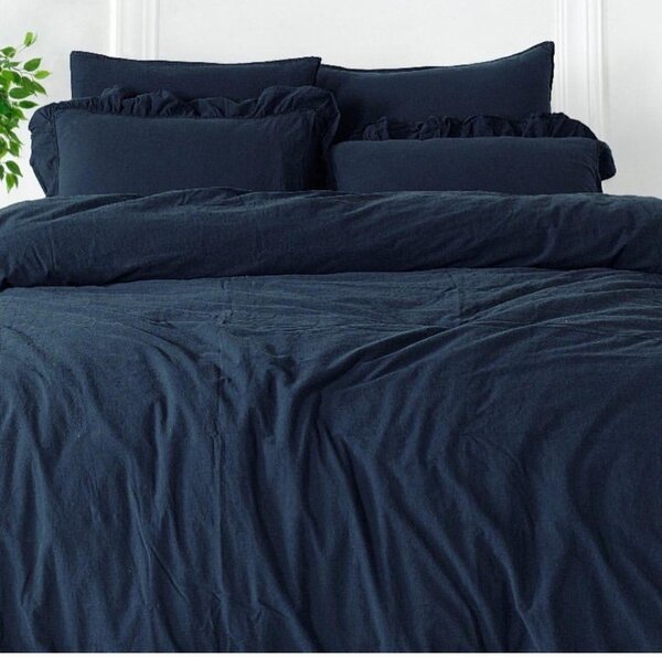 Tmavě modré povlečení na jednolůžko z bavlny Renforcé 140x200 cm Ruffle Striped – Mila Home Luxury