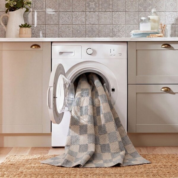 Modrý pratelný běhoun s příměsí bavlny 80x230 cm Muted Checkerboard – Flair Rugs