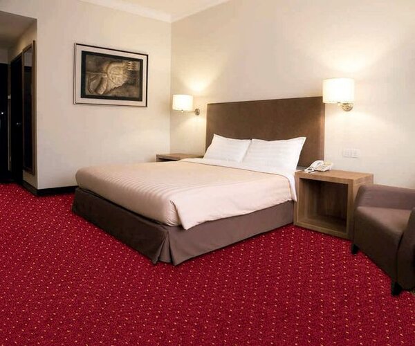 Breno Metrážový koberec AKZENTO NEW 10, šíře 400 cm, Červená/Vícebarevné