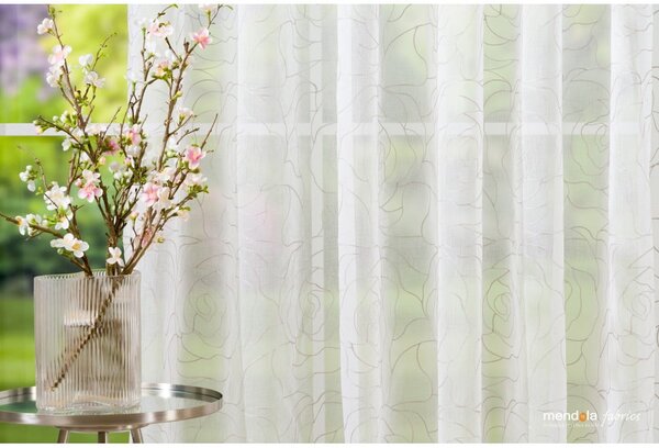 Bílo-šedá záclona 140x245 cm Amanda – Mendola Fabrics