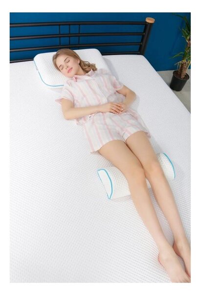 Ergonomický polštář s výplní z paměťové pěny 18x42 cm – Mila Home