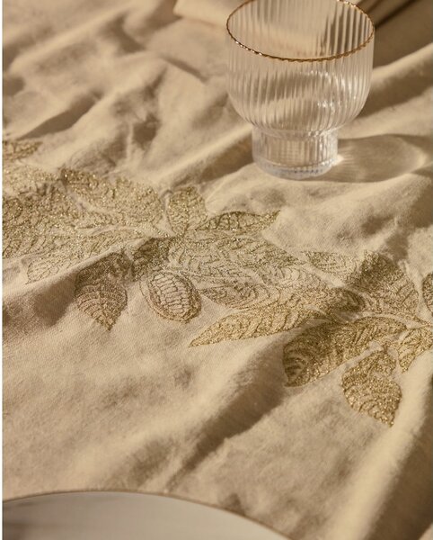 Ubrus s příměsí lnu 150x250 cm Oreti – Kave Home