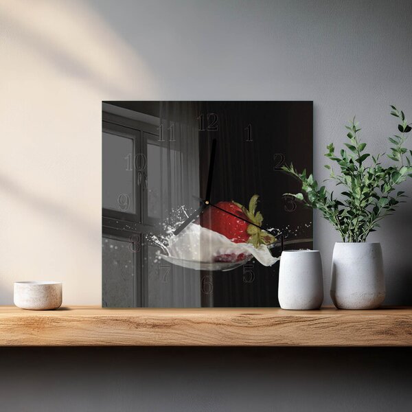 Skleněné hodiny na stěnu Jahoda zskc-30x30-00174099