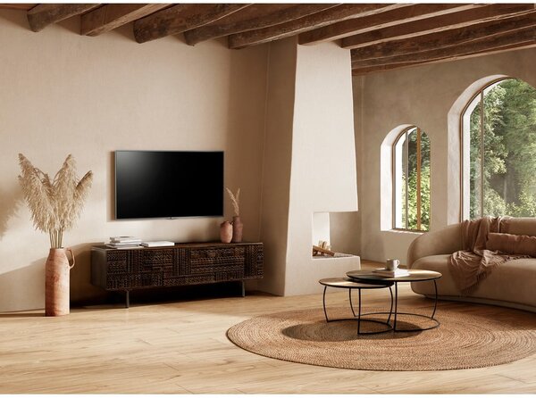 Tmavě hnědý TV stolek z mangového dřeva 145x48x40 cm Kalai – MOME