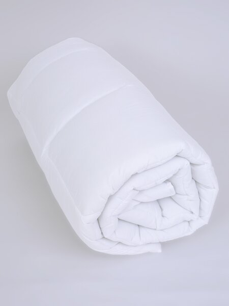 MK Lůžkoviny Celoroční prošívaná přikrývka z dutého vlákna Antibacterial - 140 × 200 cm