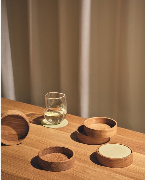 Dekorativní dřevěný úložný box v přírodní barvě ø 11x3 cm Circle S – LIND DNA