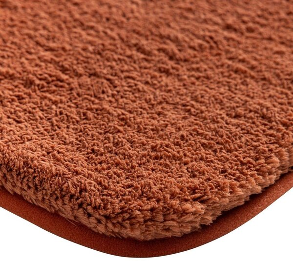 Koupelnová předložka v terakotové barvě 50x80 cm Mael – douceur d'intérieur