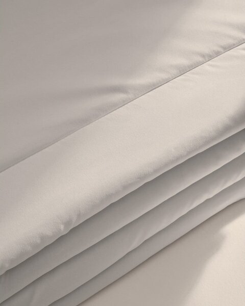 Celoroční přikrývka 220x220 cm Mistral – Kave Home