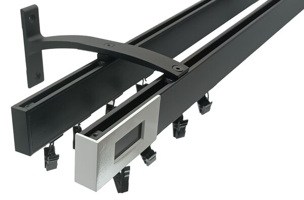 Kovovégarnýže.cz Garnýže Square line elegance passa černá matná Varianta jednořadá nebo dvouřadá: Jednořadá, Délka: 0-100cm, Uchycení látky: jezdec+šnekový háček