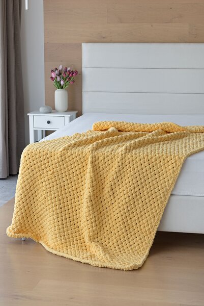 Deka Knittingly vanilkově žlutá Ručně pletená deka 130/170