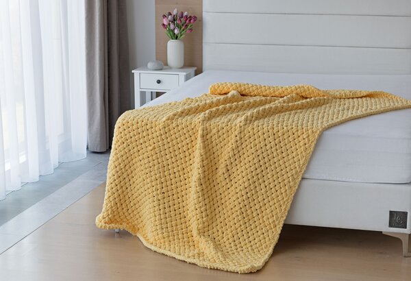 Deka Knittingly vanilkově žlutá Ručně pletená deka 130/170