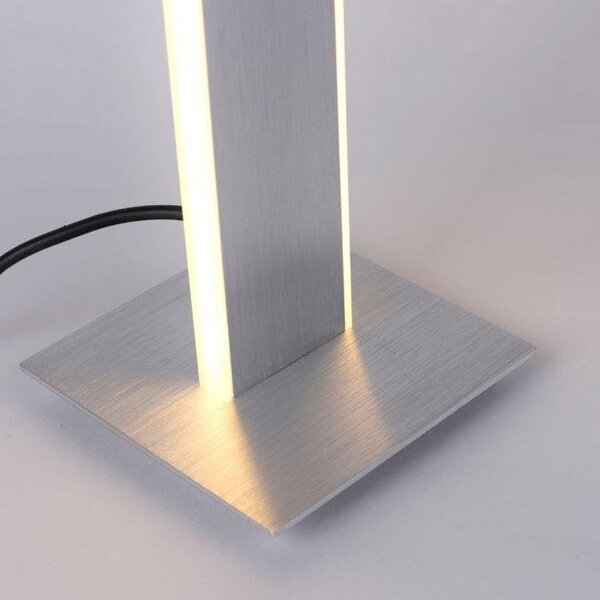 Paul Neuhaus Stolní LED lampa Q-Adrianna 6,5W, v.40 cm, RGB, ZigBee 2700-5000K