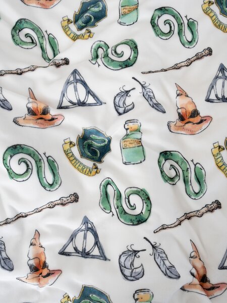 MK Lůžkoviny Mikroplyšové povlečení Harry Potter - Zmijozel bílé 140 × 200 cm, 70 x 90 cm