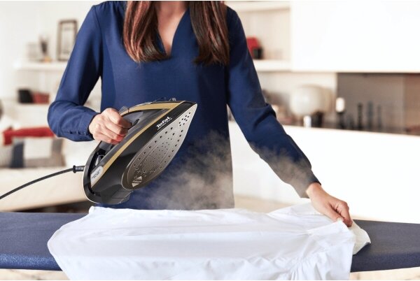 Tefal - Napařovací žehlička ULTIMATE PURE 3000W/230V zlatá/černá