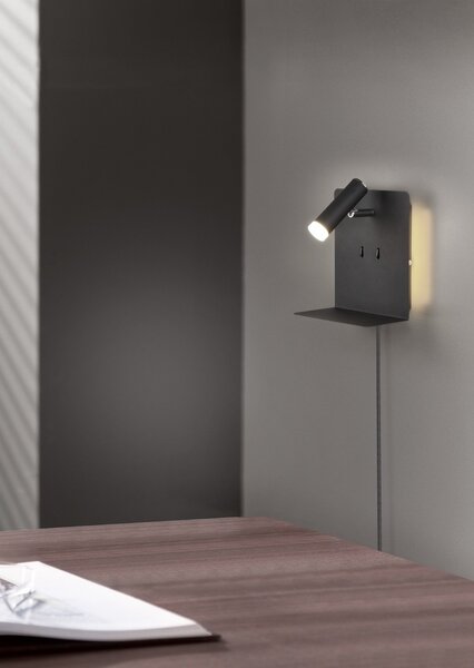 Trio 222570232 LED nástěnné svítidlo Element 1x3W+2x1,5W | SMD | 240lm+240lm | 3000K - USB, nabíjecí stanice, černá