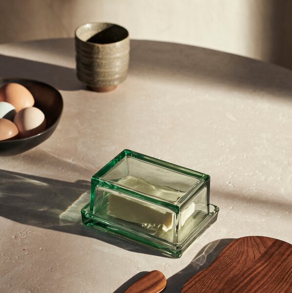FERM LIVING Jídelní stůl Mineral, Black