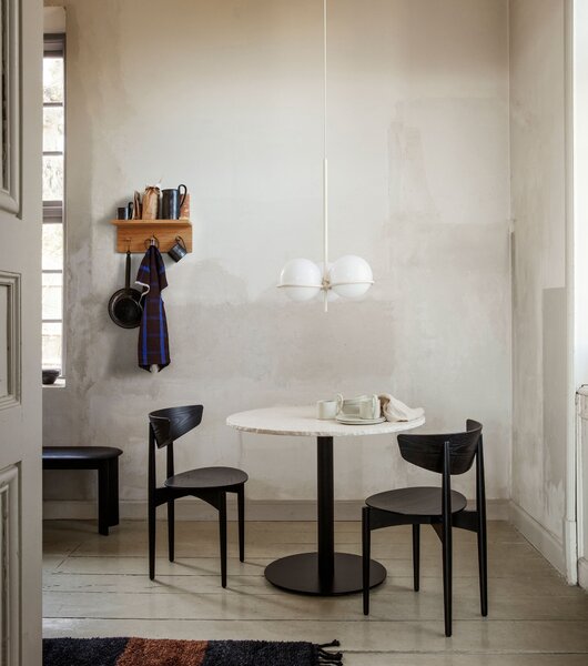 FERM LIVING Jídelní stůl Mineral, Black
