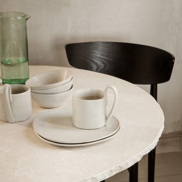 FERM LIVING Jídelní stůl Mineral, Black