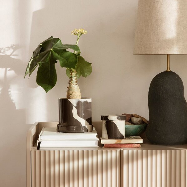 FERM LIVING Skříňka Sill Low, Cashmere