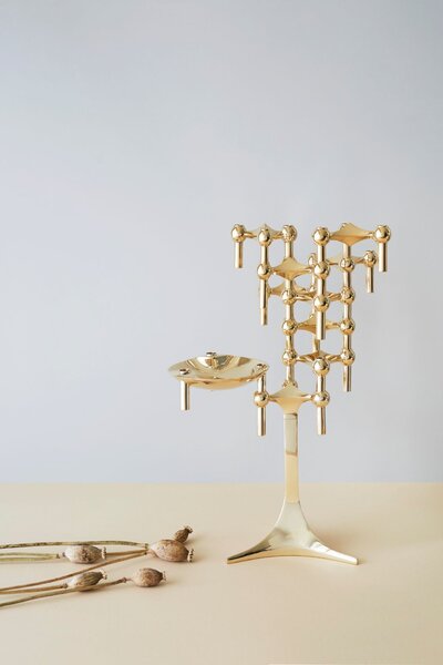 Designový svícen STOFF Nagel Solid Brass