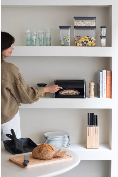 Ocelový chlebník Roll Top – Brabantia