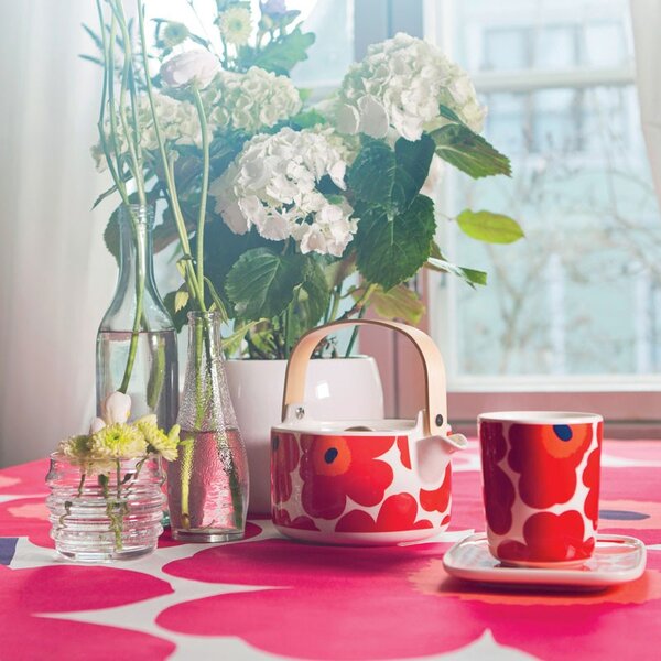 Marimekko Konvice Oiva Unikko 0,7l, červeno-bílá