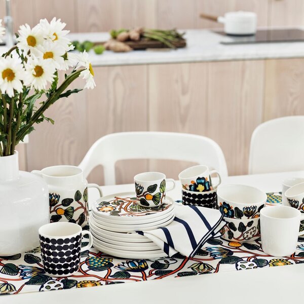 Marimekko Hrnek Oiva Siirtolapuutarha 0,25l, černý