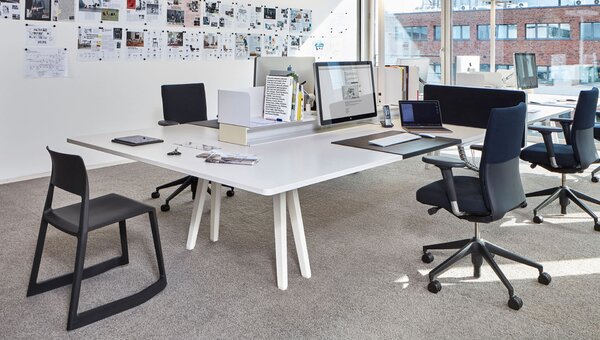 Vitra designové židle Tip Ton