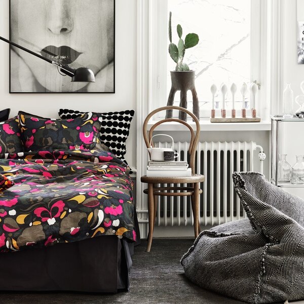 Marimekko Konvice Oiva 0,7l, bílá