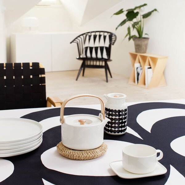 Marimekko Konvice Oiva 0,7l, bílá