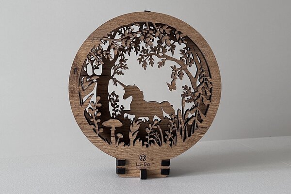"Jednorožec" lampa 20x22cm provedení povrchu: dub