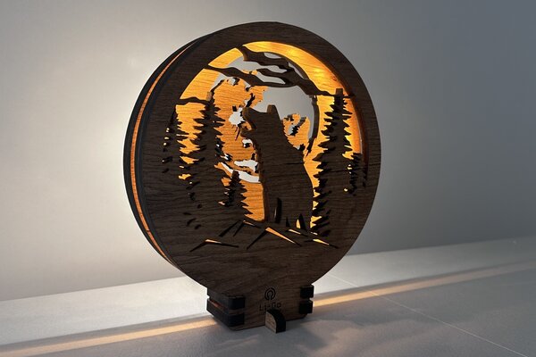 "Vlk a měsíc" lampa 20x22cm provedení povrchu: dub