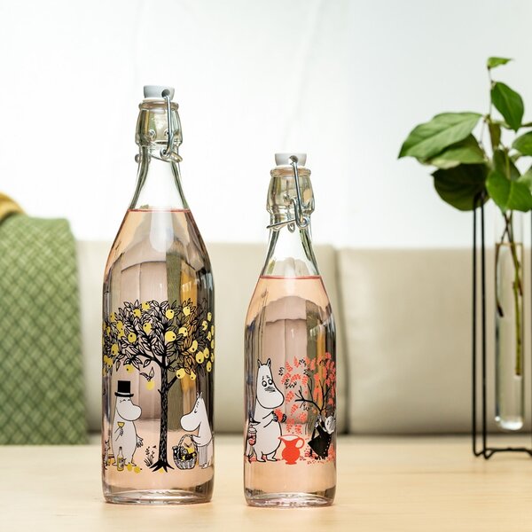 Muurla Skleněná lahev Moomin Apples 1l