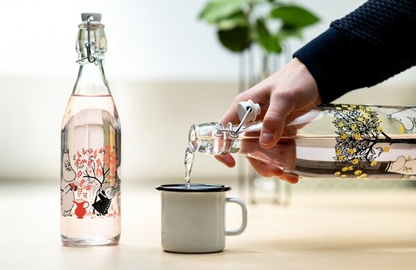 Muurla Skleněná lahev Moomin Berries 0,5l