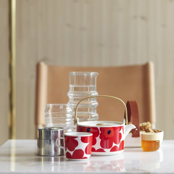 Marimekko Hrnek Oiva Unikko 0,2l, červený