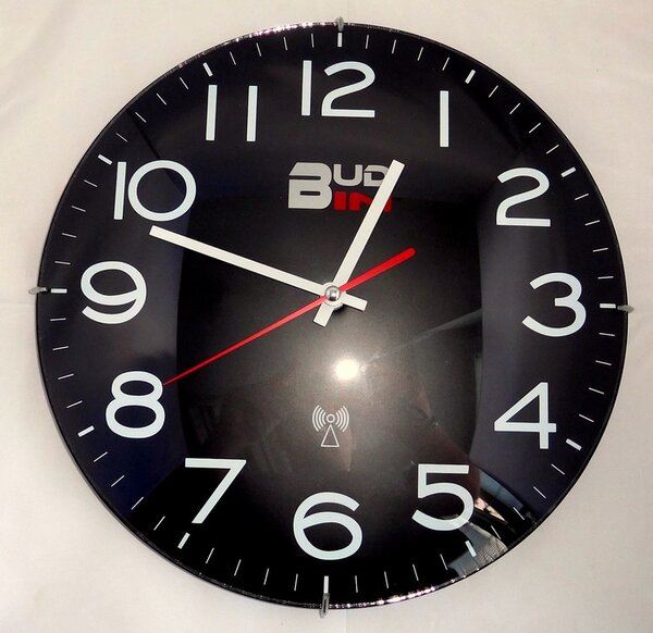 Klenoty Budín Prémiové černé rádiem řízené nástěnné hodiny BUD-IN C1704 (Klenoty Budín Prémiové černé rádiem řízené nástěnné hodiny BUD-IN C1704)
