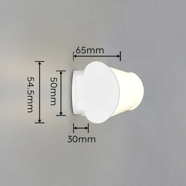 Trio Lighting LED nástěnné světlo Ernesto, matná bílá, šířka 60 cm, 4 000 K, IP44, Bílá / opál, Koupelna, kov, Moderní