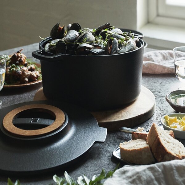 Fiskars Litinový hrnec Norden 6l
