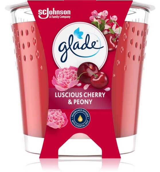 GLADE Luscious Cherry & Peony vonná svíčka 112 g