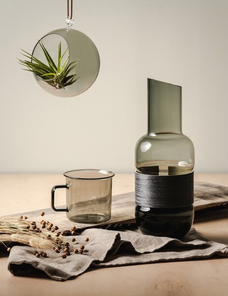 Muurla Karafa Veneer 1l, šedá