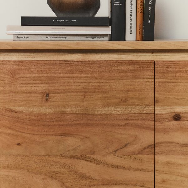 Kave Home Dřevěný TV stolek Uxue 150 x 40 cm