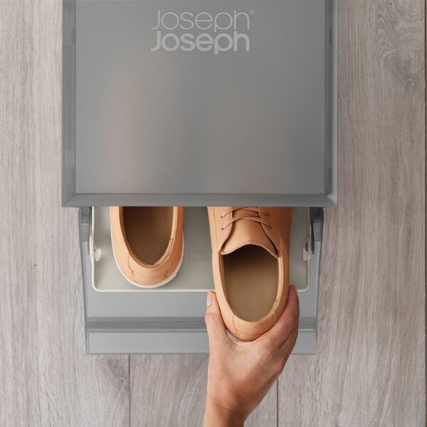 Joseph Joseph Set dvou šedých plastových úložných boxů na boty Shoecase
