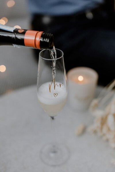 Sklenice na sekt Mr. a Mrs. – set 2 ks