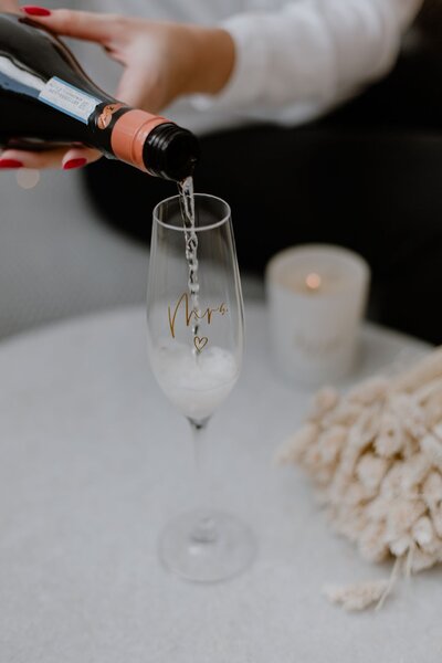 Sklenice na sekt Mr. a Mrs. – set 2 ks