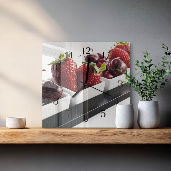 Skleněné hodiny na stěnu Jahody zskc-30x30-00178425