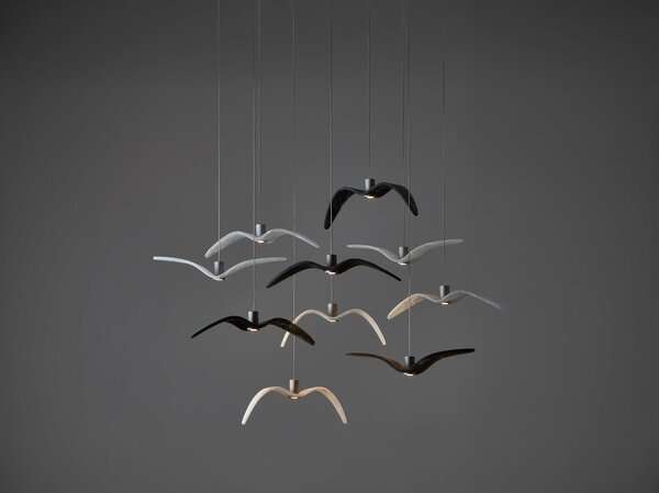 Designové závěsné svítidlo Brokis Night Birds Mini PC1387 Povrch Montury: Stříbrný elox, Barva skla: Šedá kouřová - masiv, Baldachýn: Kov - černý matovaný komaxit se strukturou
